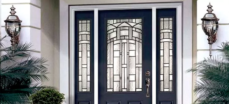 Craftsman Entry Door in Laurentian Hills, ON